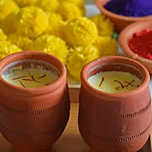 Saffron Milk warm spiced drink
